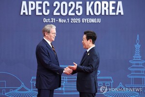이재명 대통령, 내일 미 재무장관 접견… 미·중 정상회담 앞두고 서울서 사전 협의